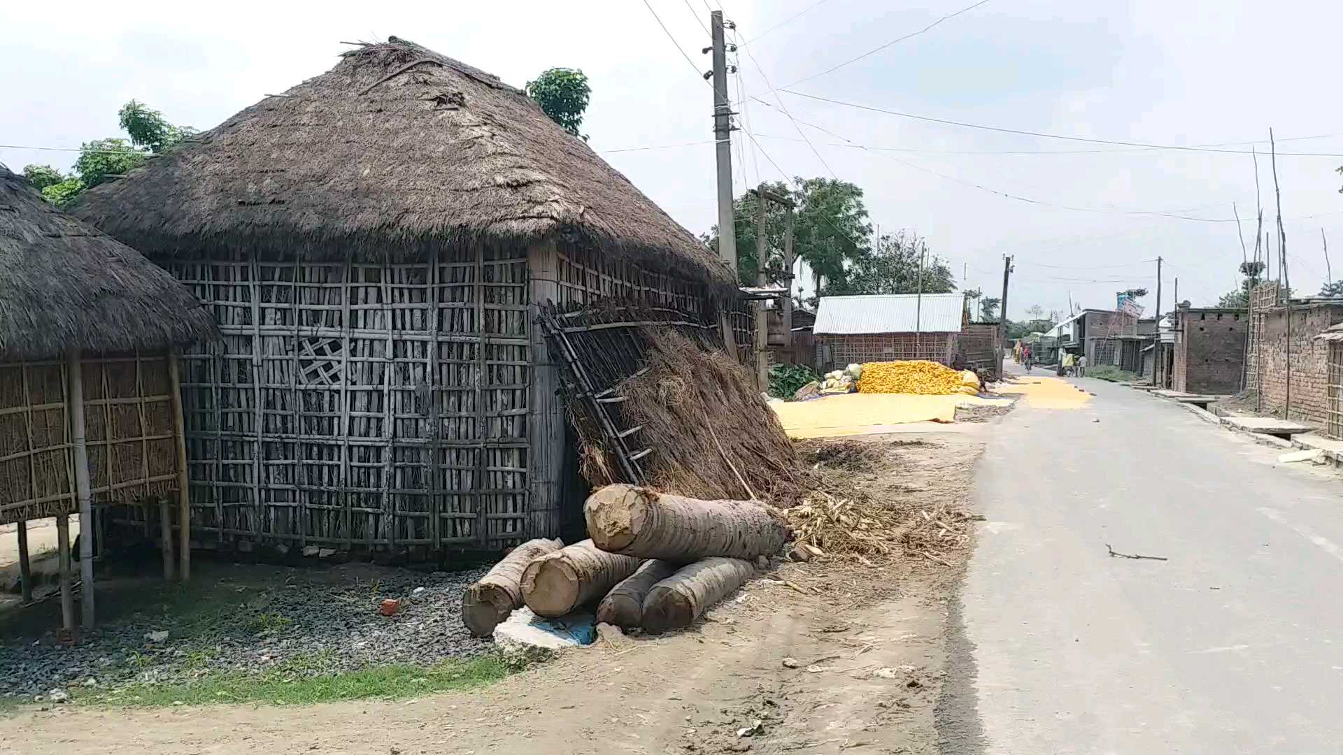 पूर्व सीएम का गांव