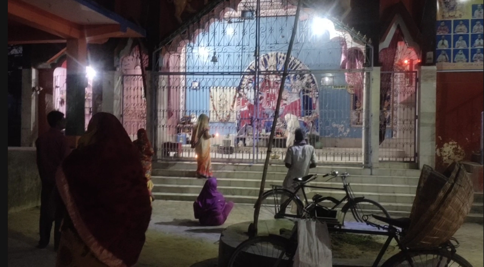 flower businessmen happy with the opening of the locks of temples in samastipur