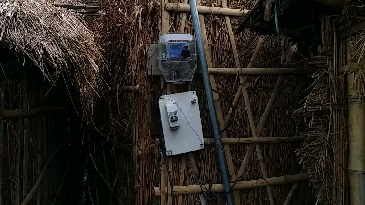 bijli board  in hut