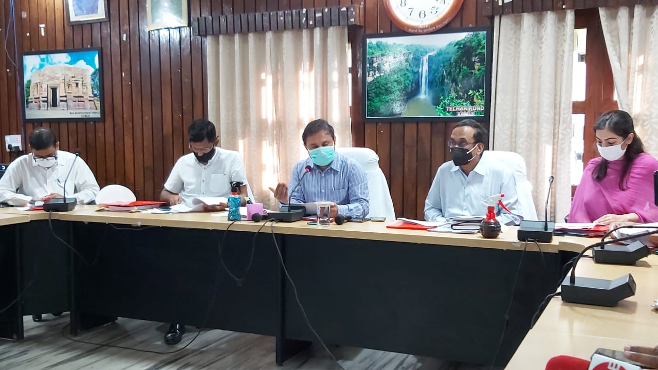 kaimur district magistrate held a meeting with the political parties