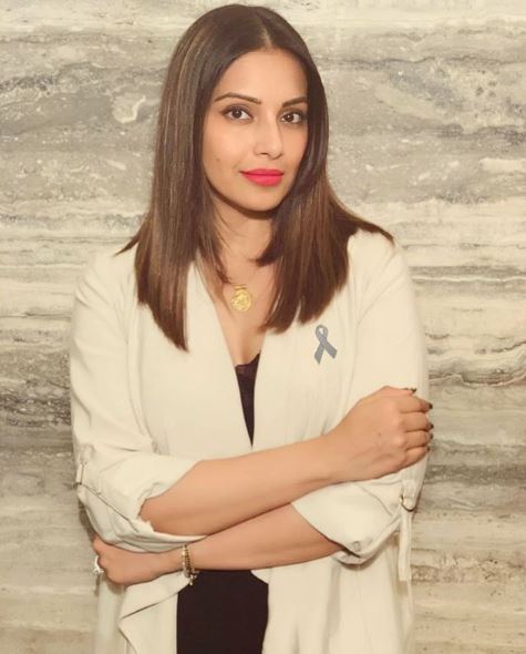 Bipasha basu childhood photo, ಬಾಲ್ಯದ ಪೋಟೋ ಹಂಚಿಕೊಂಡ ಬಿಪಾಶ