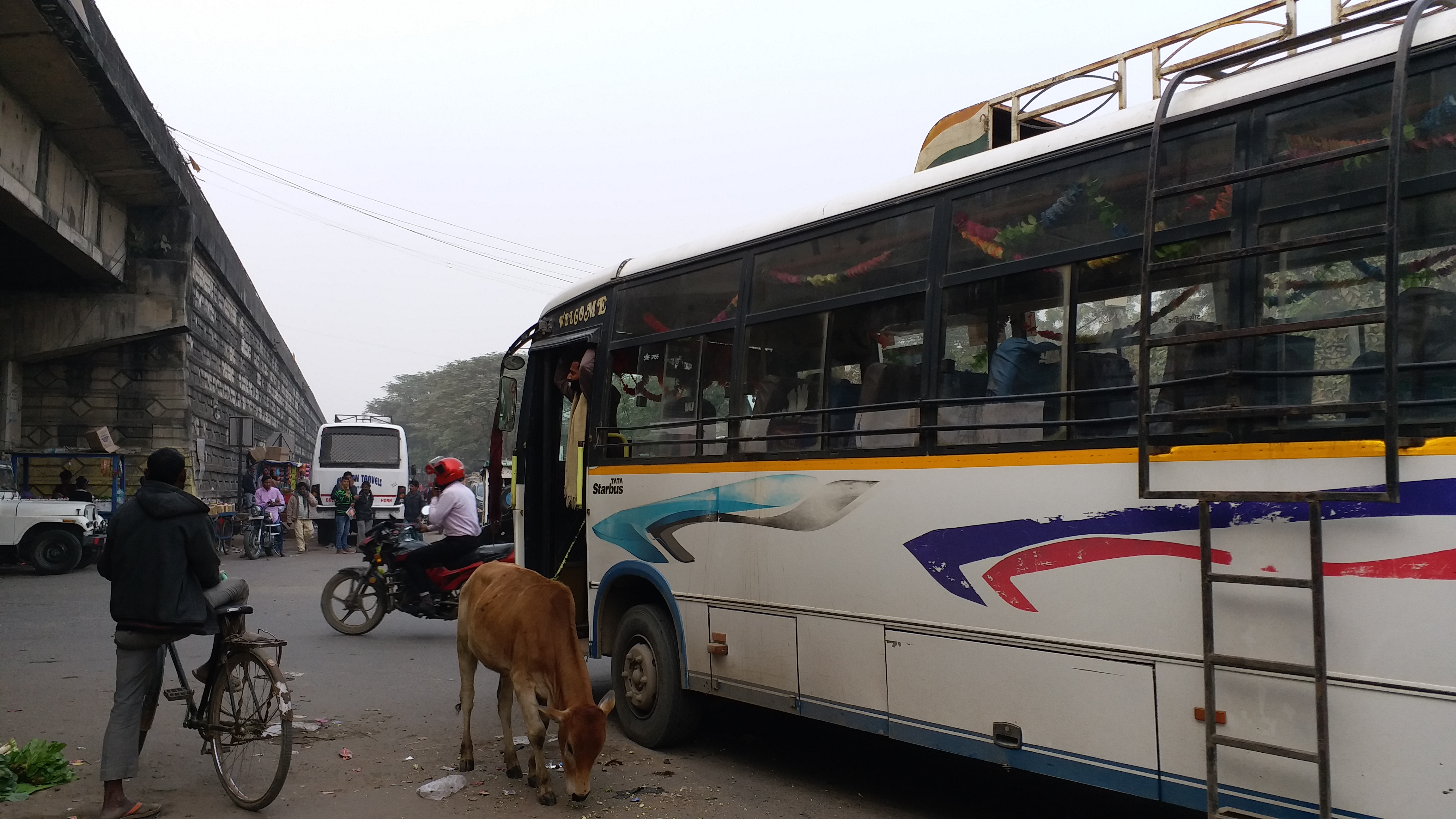 Good news for Araria people, the way to build a permanent bus stand is clear
