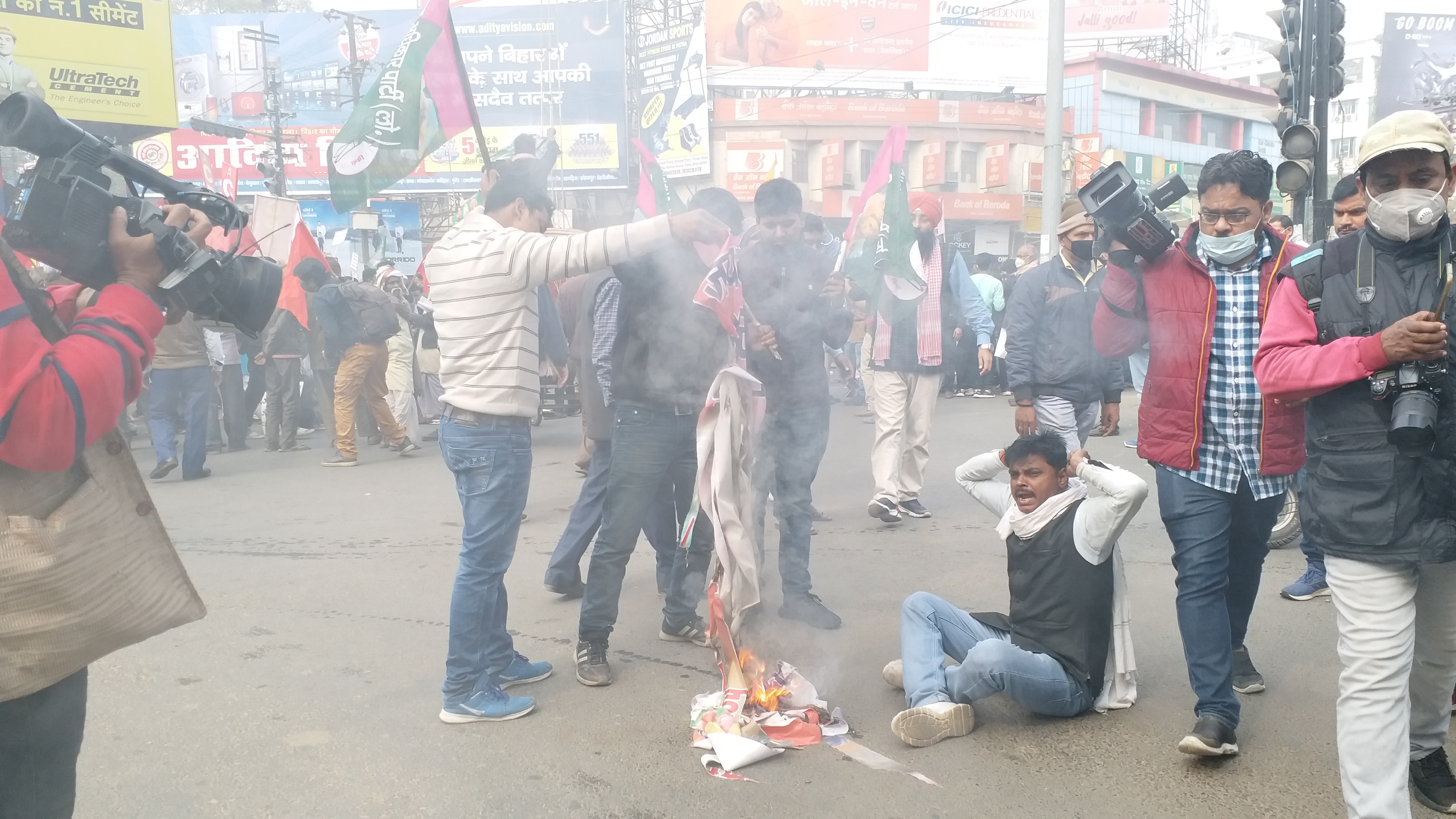 Protest at patna dakbangla chauraha