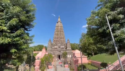 विश्व प्रसिद्ध महाबोधि मंदिर, बोधगया