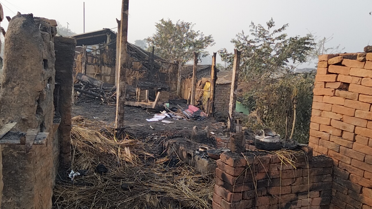 7 houses burnt in the incident of fire in Munger