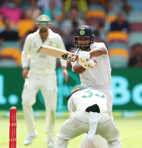 Australia's winning streak at the Gabba India need 69 runs to win