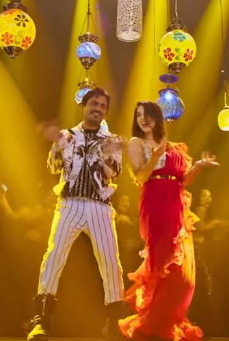 Sunny surprised with Nawazuddin's dance skill