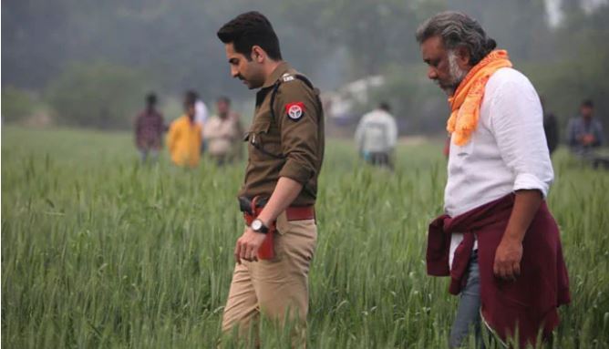 Ayushmann Khurrana with director Anubhav Sinha during Article 15 shoot