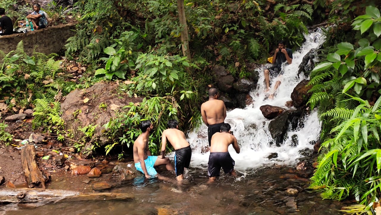 Action on people who came for picnic at Hanuman Tekri waterfall