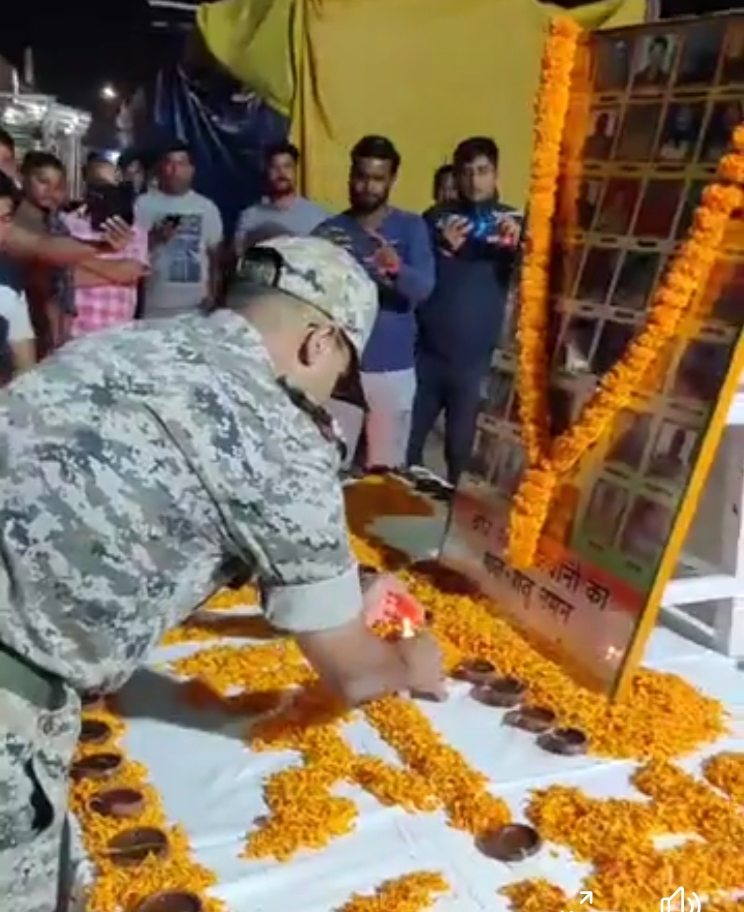 Tributes paid to soldiers in Dantewada who were martyred in Pulwama