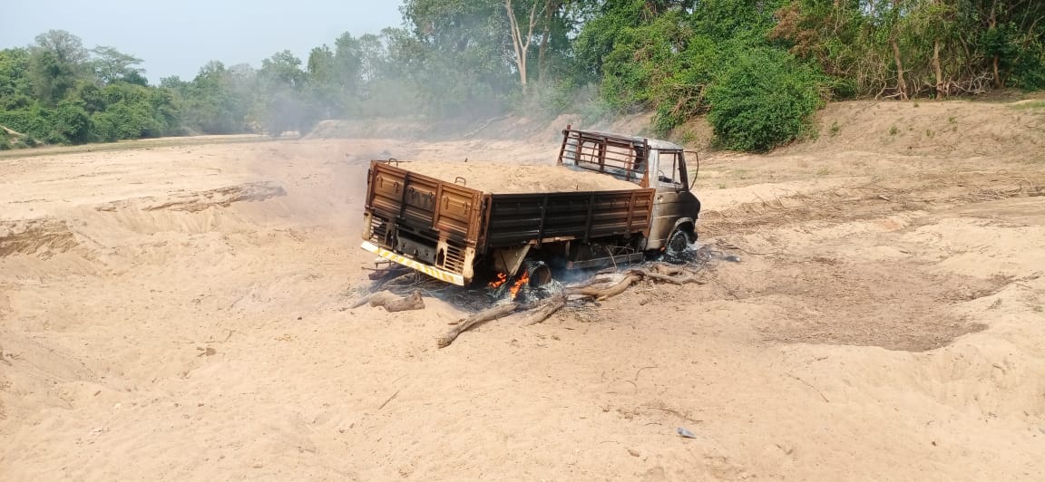 Naxalites set fire to a truck