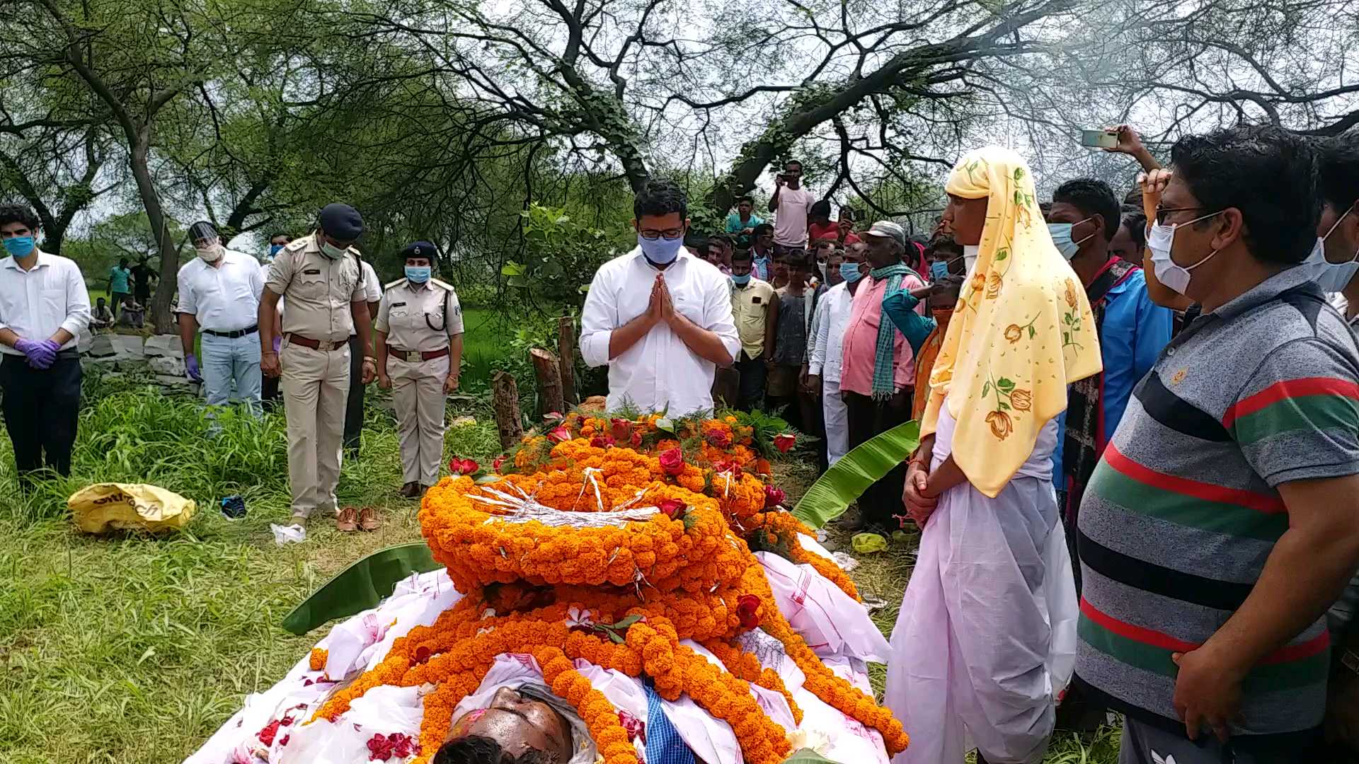 funeral of Martyr Ranger in balodabazar