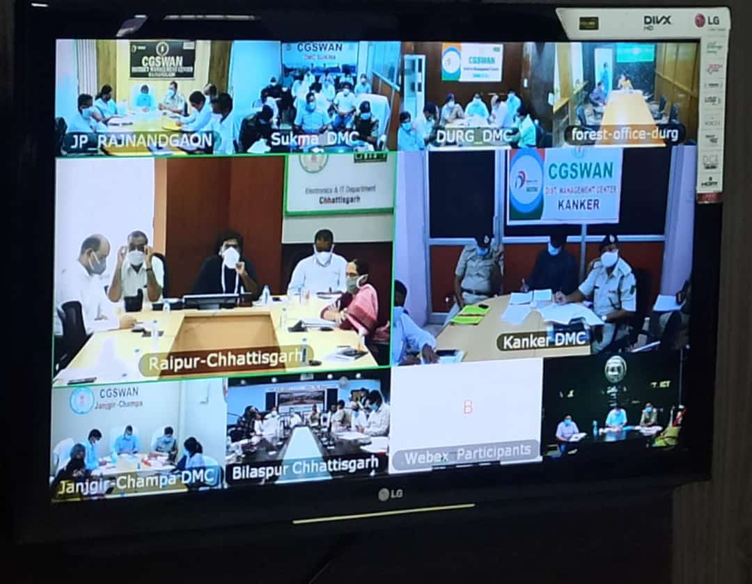 chief secretary rp mandal spoke collector and sp of balodabazar through video conferencing