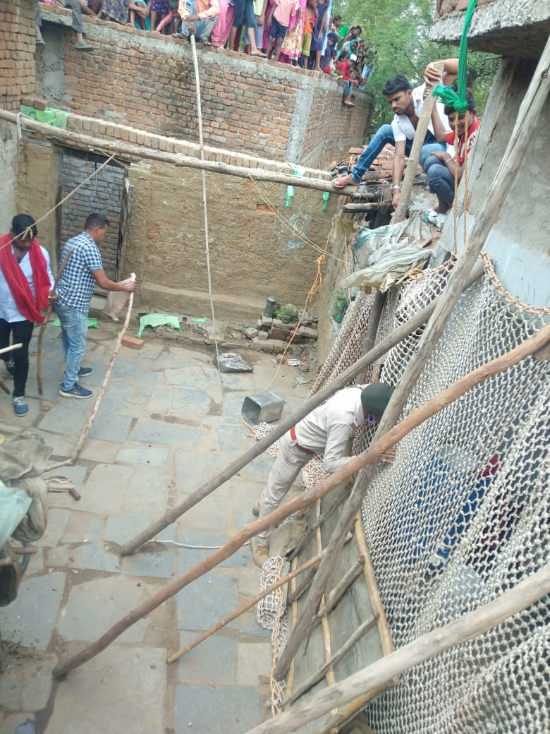 bear entered the house  in balodabazar