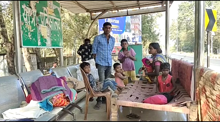 a family is staying in passenger waiting room due to lack of house in Balodbazar