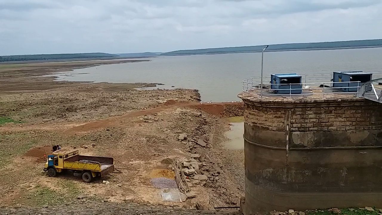 (repair of tandula reservoir gate)