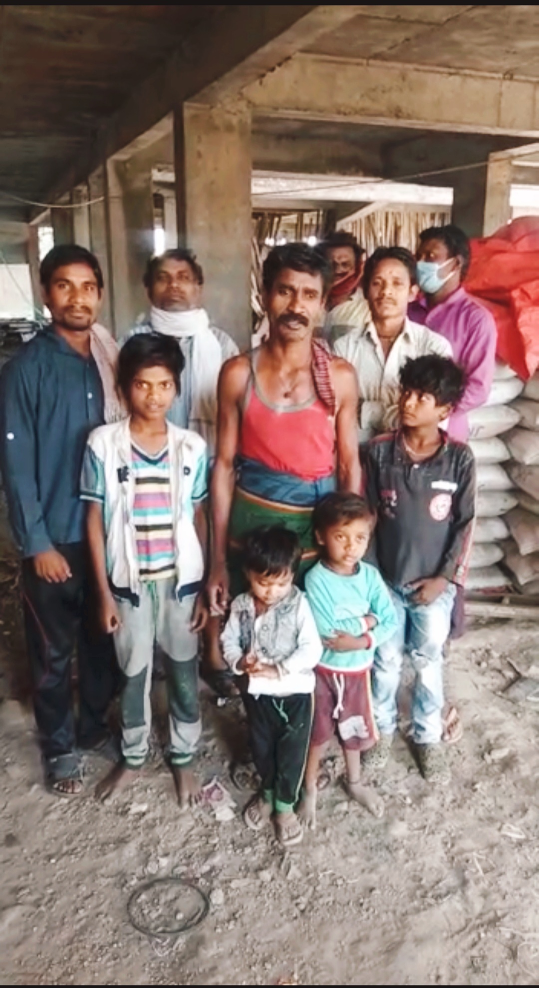 200 laborers of Balod are trapped in Indore, appealed to CM and Collector