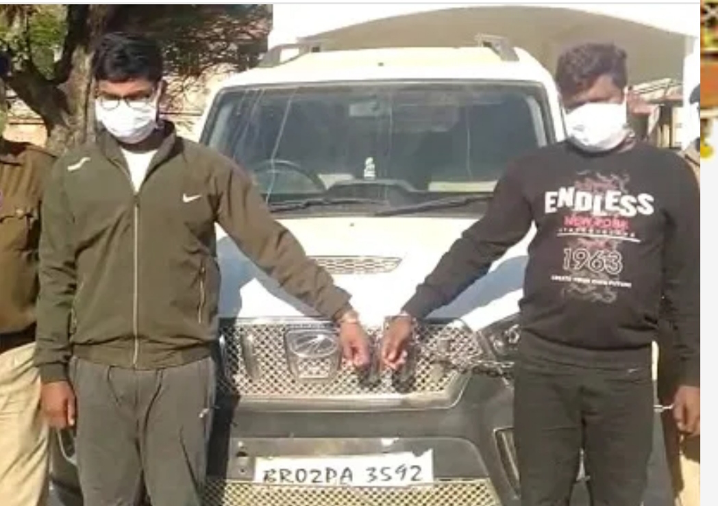 Police arrested 2 accused for stealing vehicles in balrampur