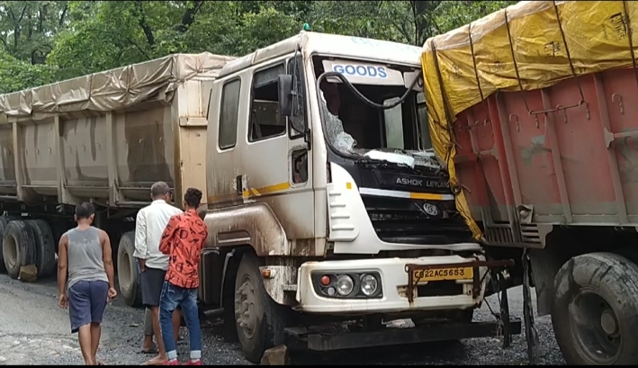 accident on NH 343 in balrampur