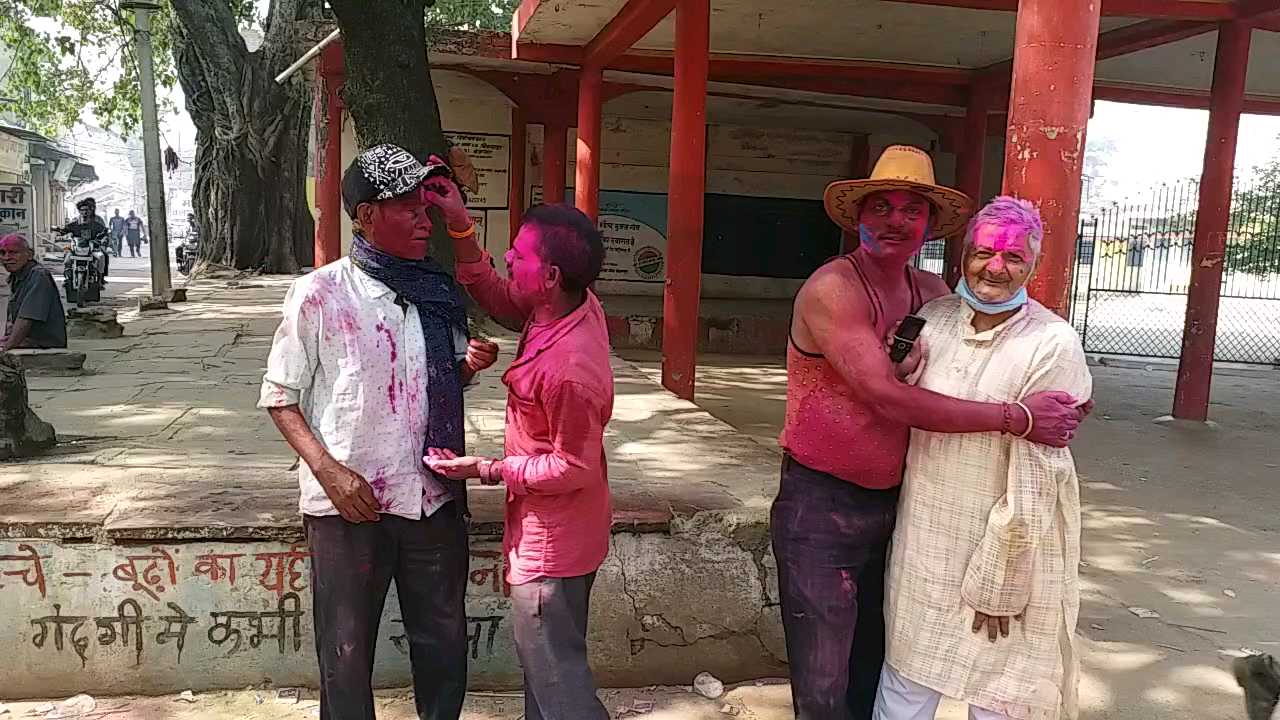 holi-festival-in-bilaspur