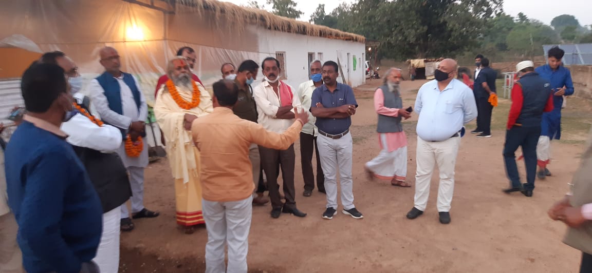 President of Chhattisgarh Gau Seva ayog inspects Gaushala in Gourela-Pendra-Marwahi