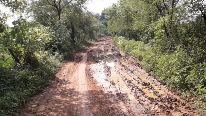 Road broke in Takhatpur area of Bilaspur