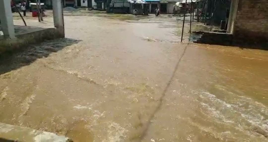 Jhajjam rain flooded the village