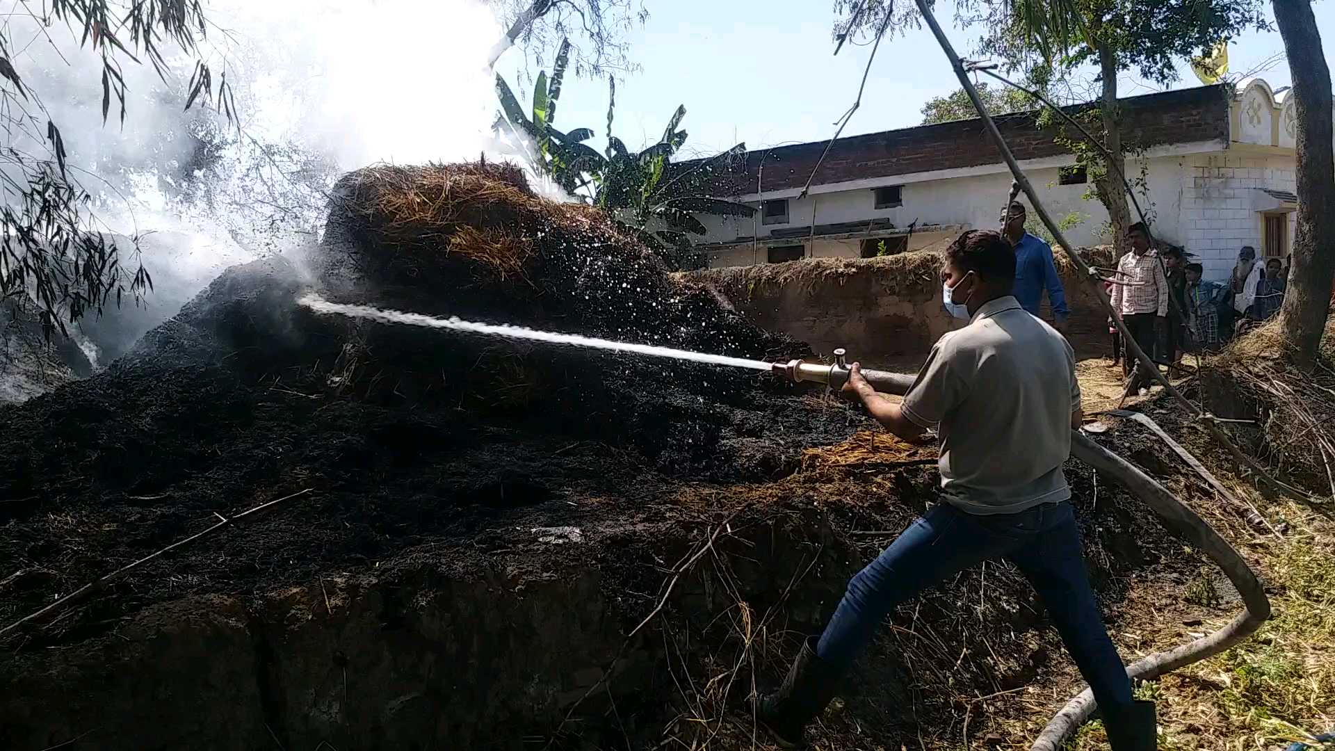 Fire in the farmer barn