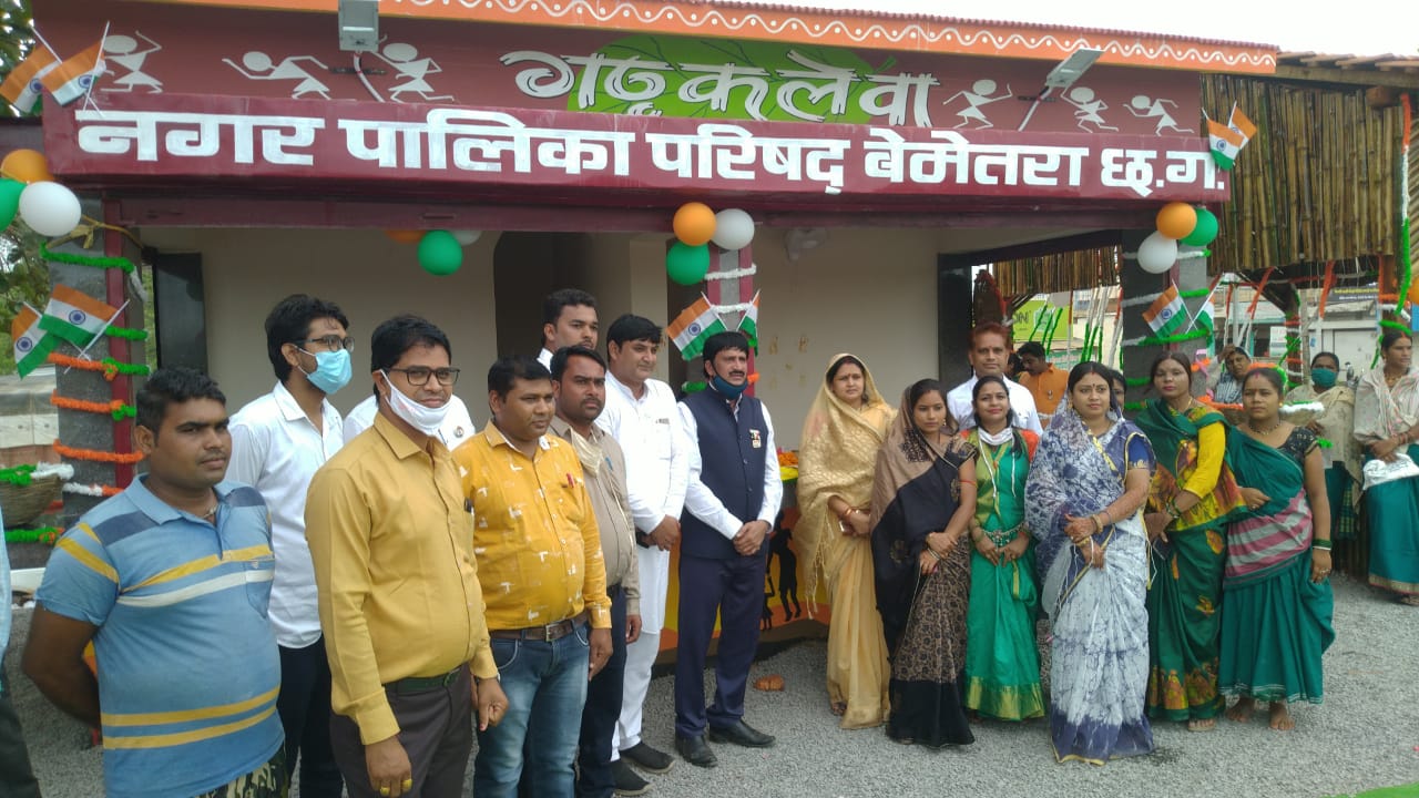 Vikaya Upadhyay hoisted the tricolor at the historic Basic School Playground