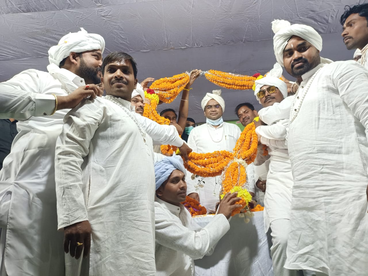 Gurudayal Singh Banjare attends Guru Ghasidas Jayanti celebrations in bemetar