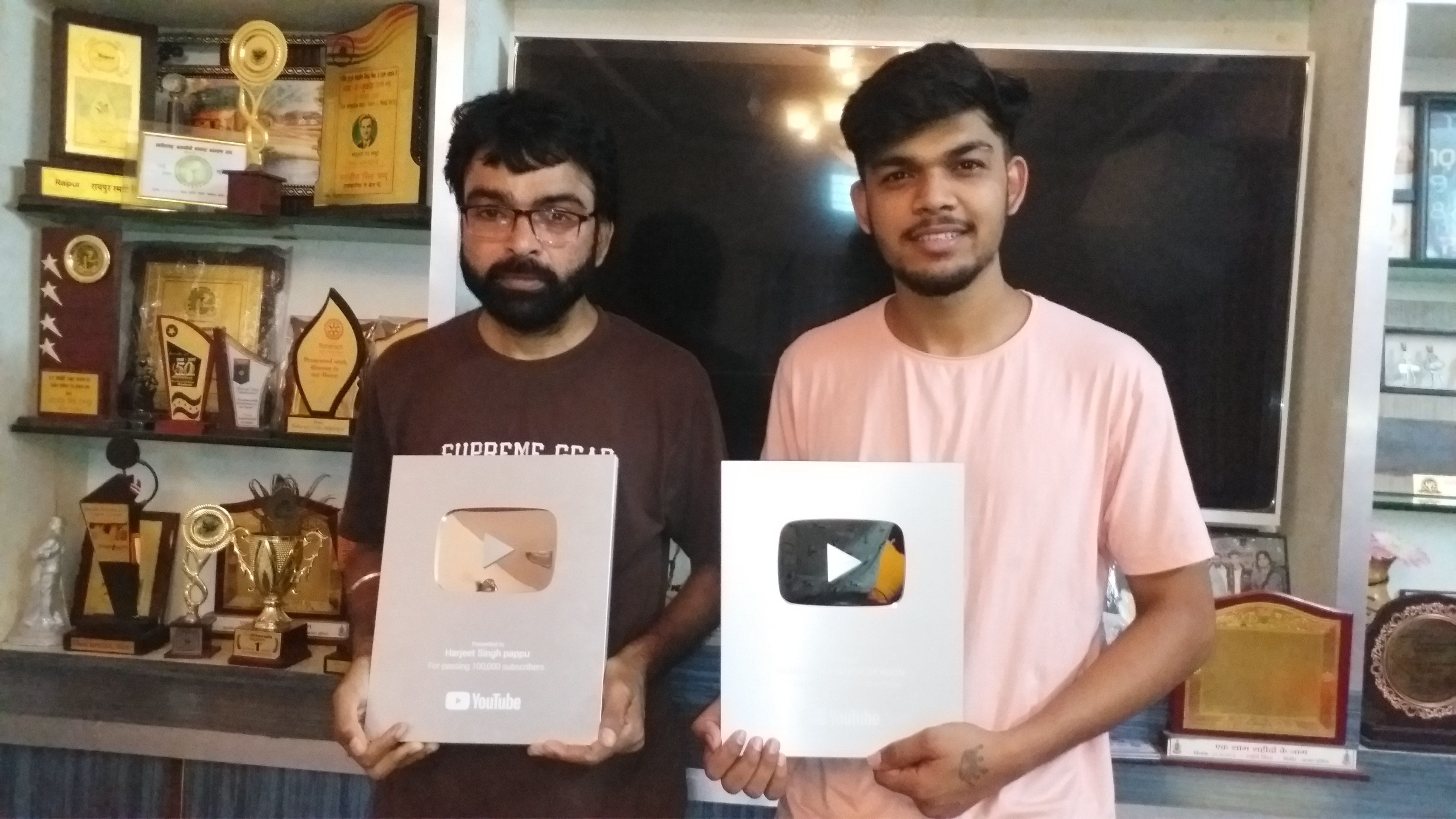 Chhattisgarh first drummer Ramandeep Singh got silver play button from YouTube