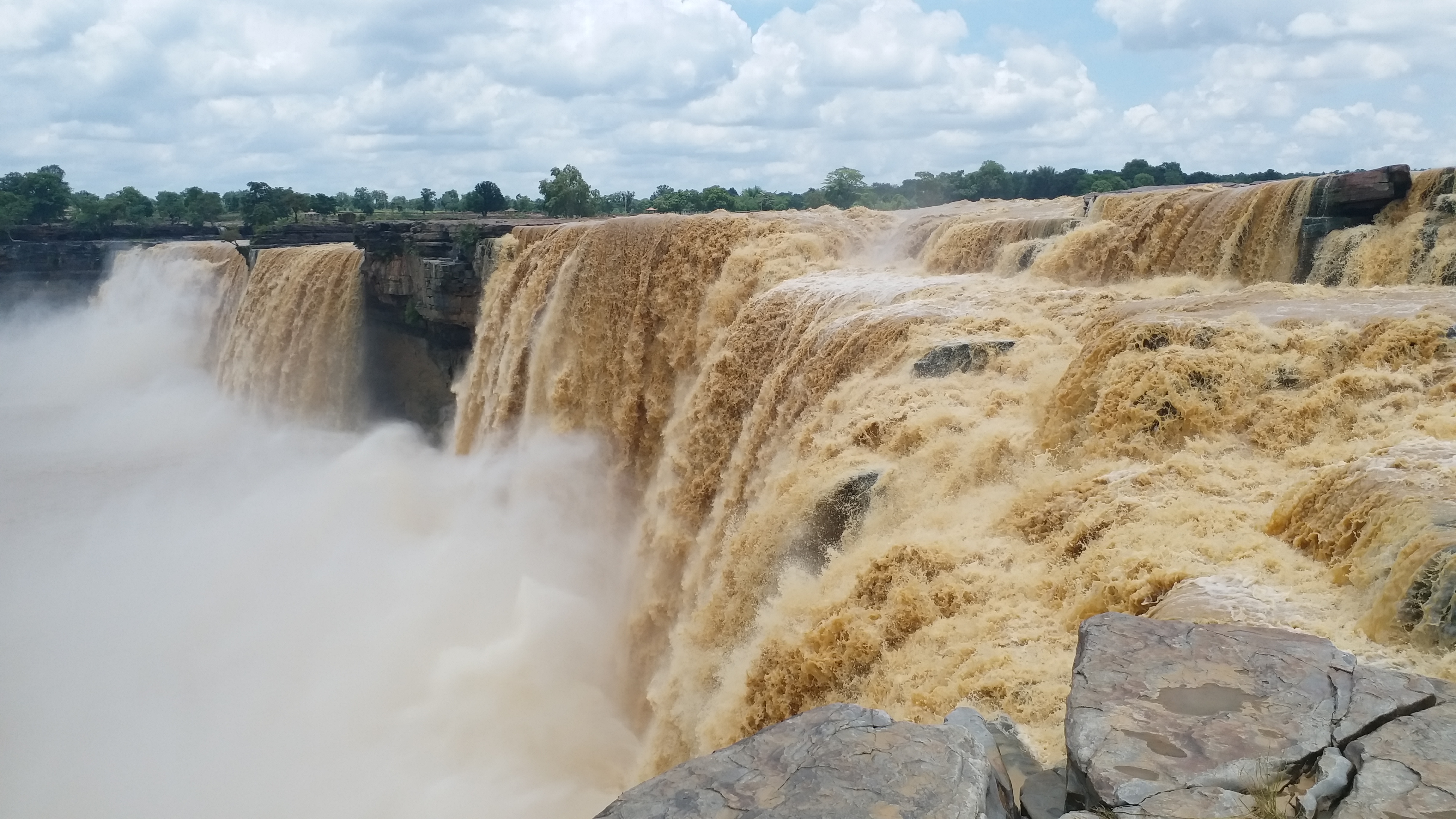 chitrakote falls awaiting tourists