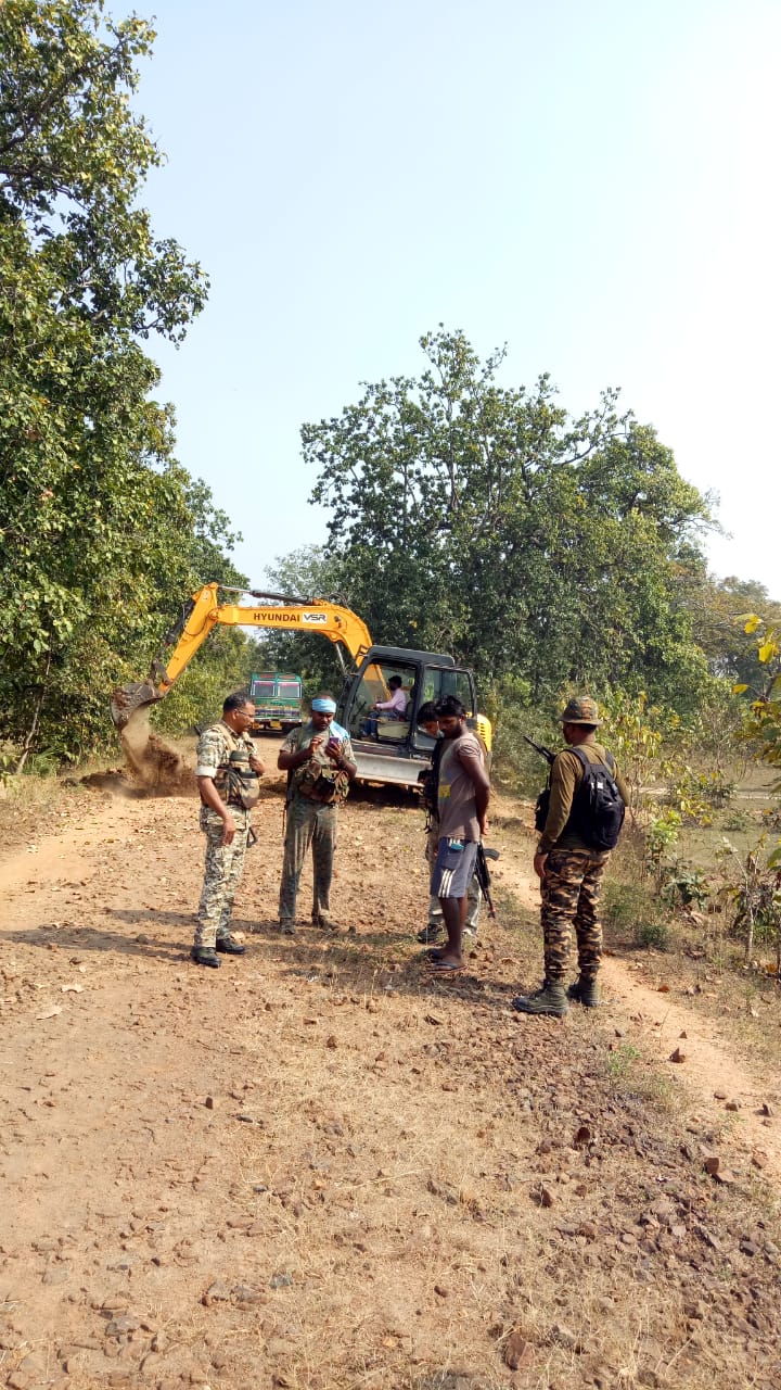 Road network will be laid in Bastar in the year 2021