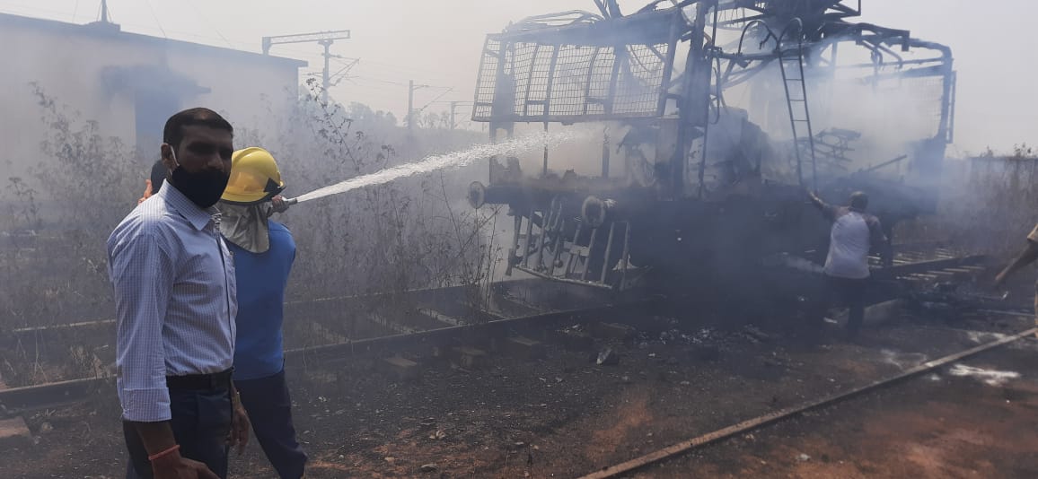 fire-in-ohe-van-at-jagdalpur-railway-station