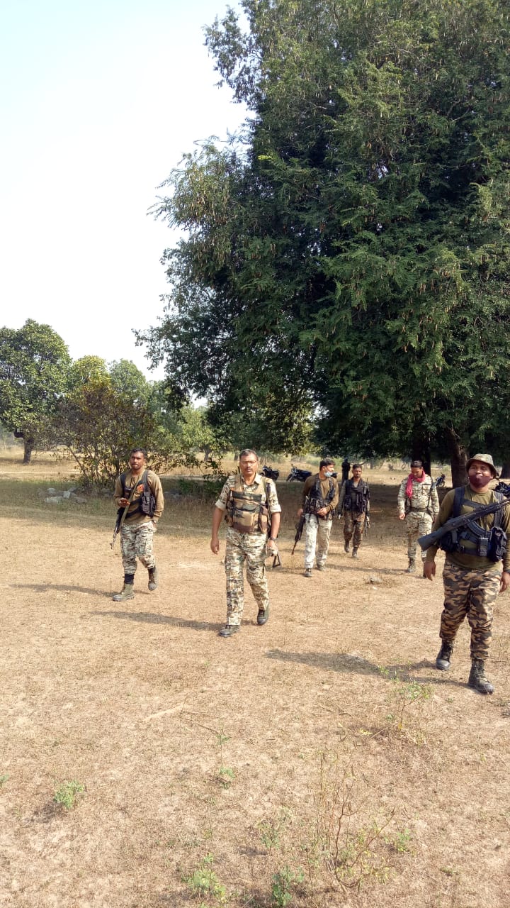 Sukma SP reached Naxalite affected area