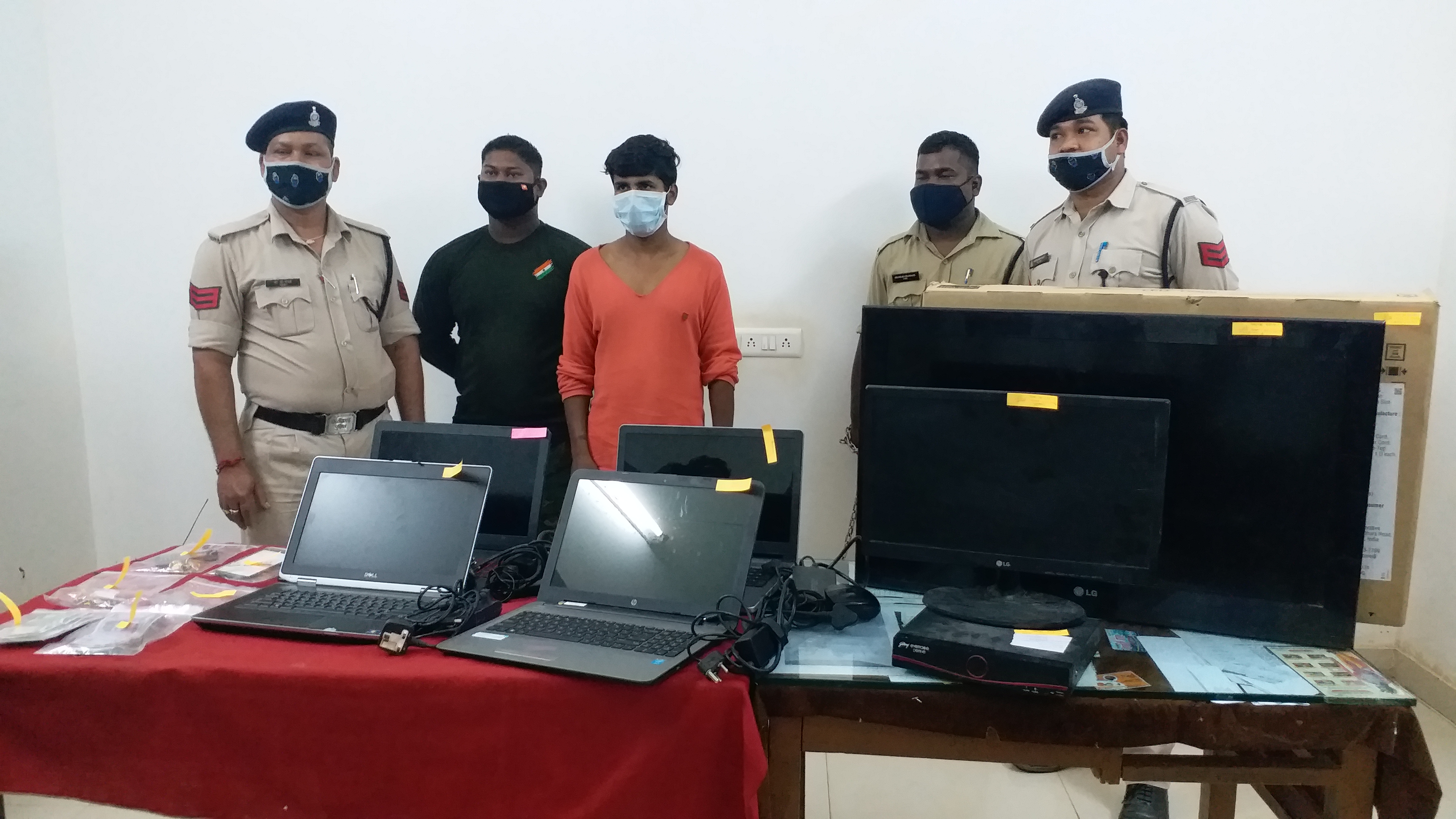 Kotwali police arrested absconding accused in Jagdalpur