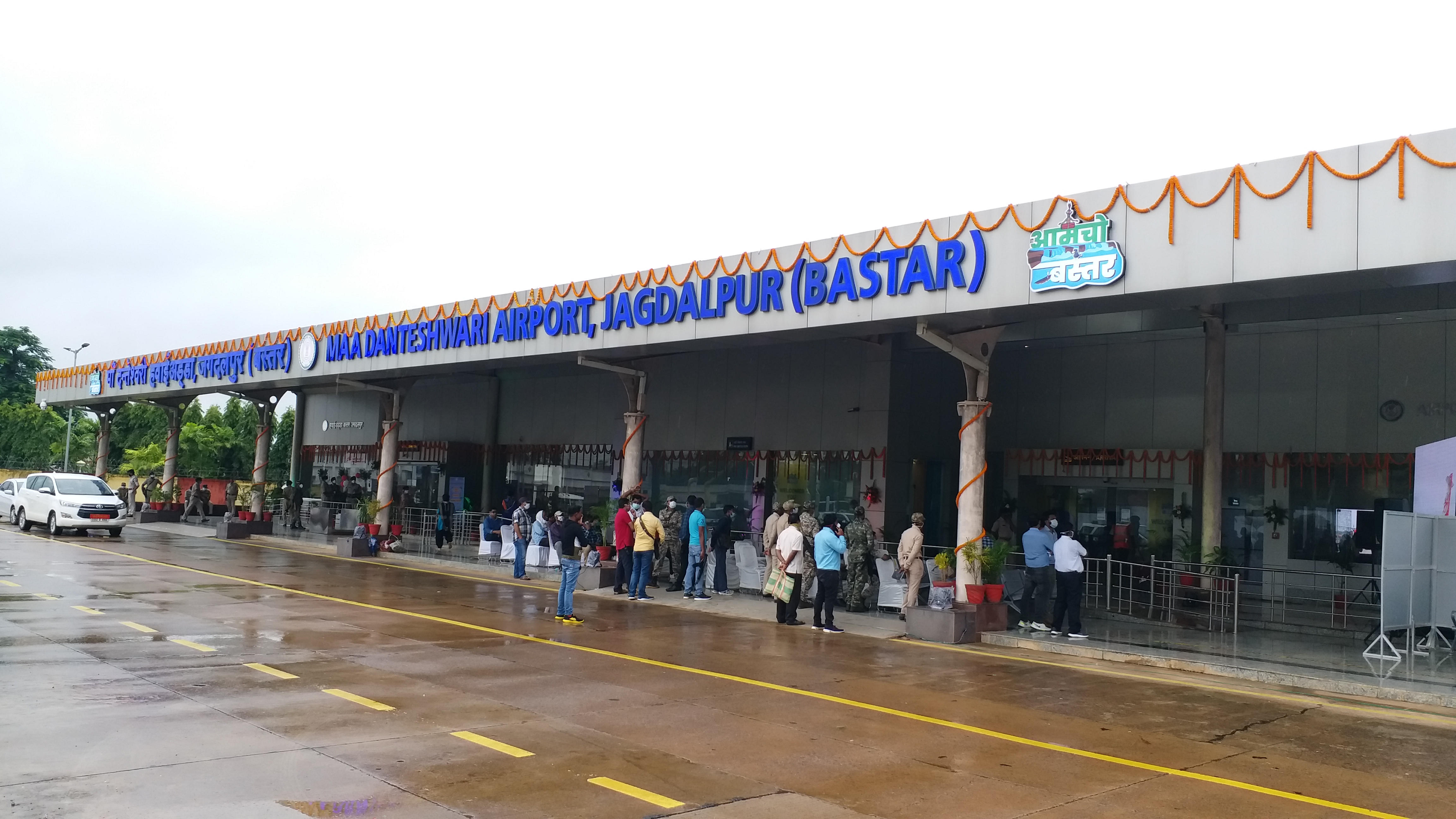 Corona check mandatory at bus stand, railway station and airport