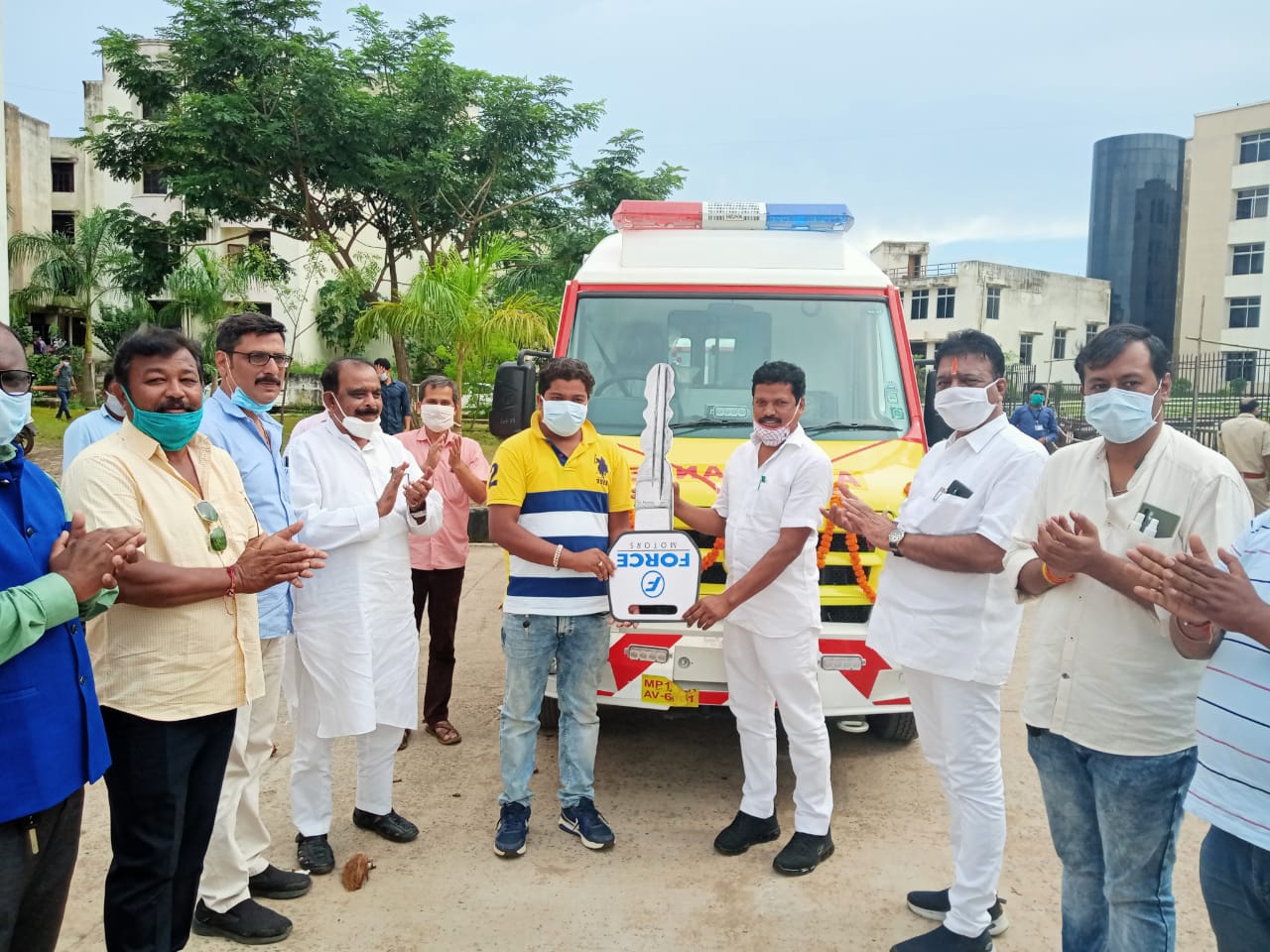 7 new ambulance has given to Hospitals of Bastar