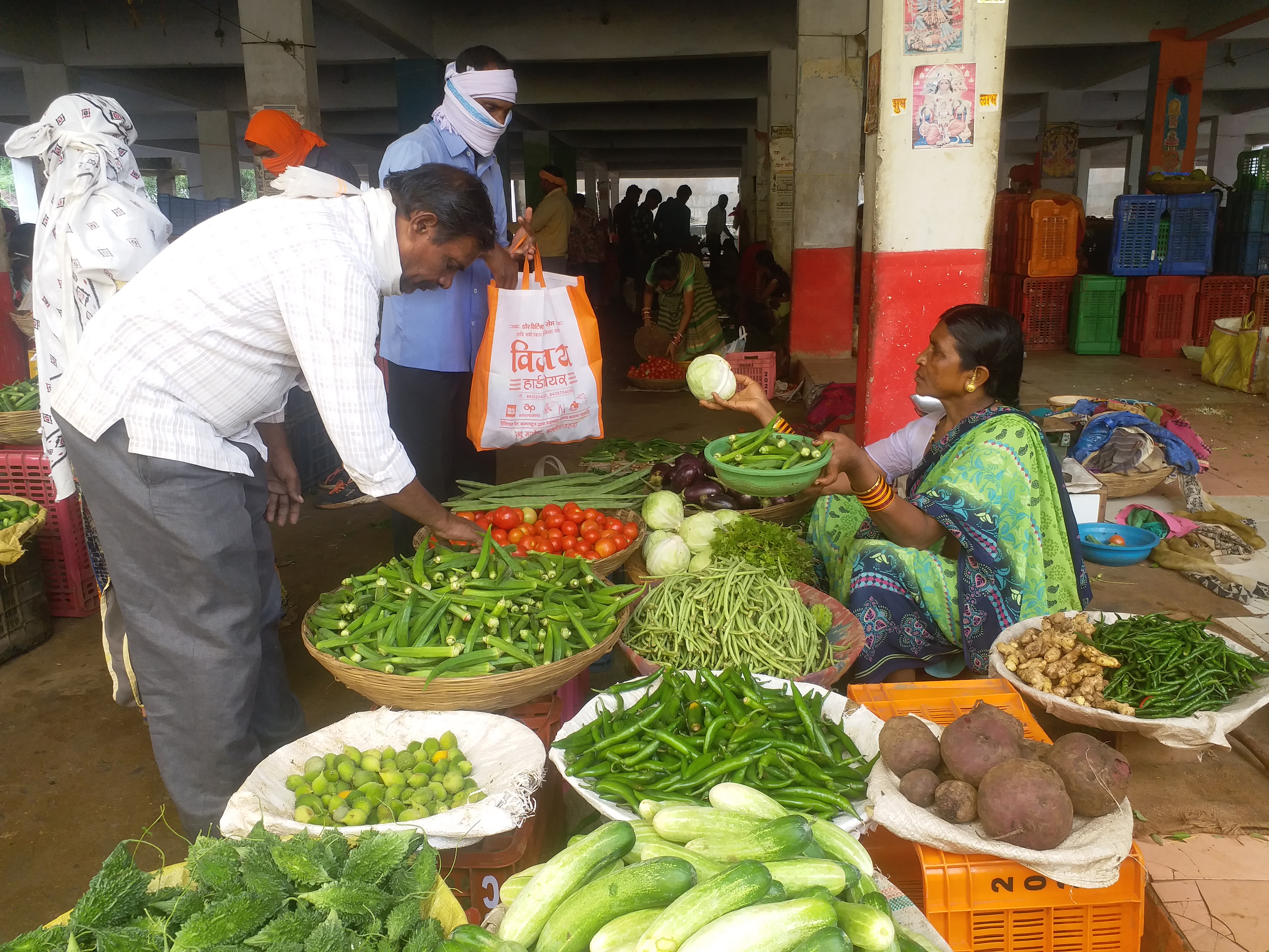 Vegetables are getting expensive in Dhamtari