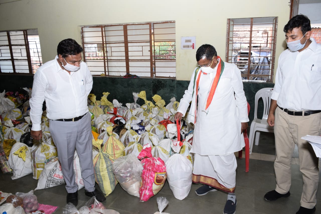 Minister Kawasi Lakhma visits in Dhamtari