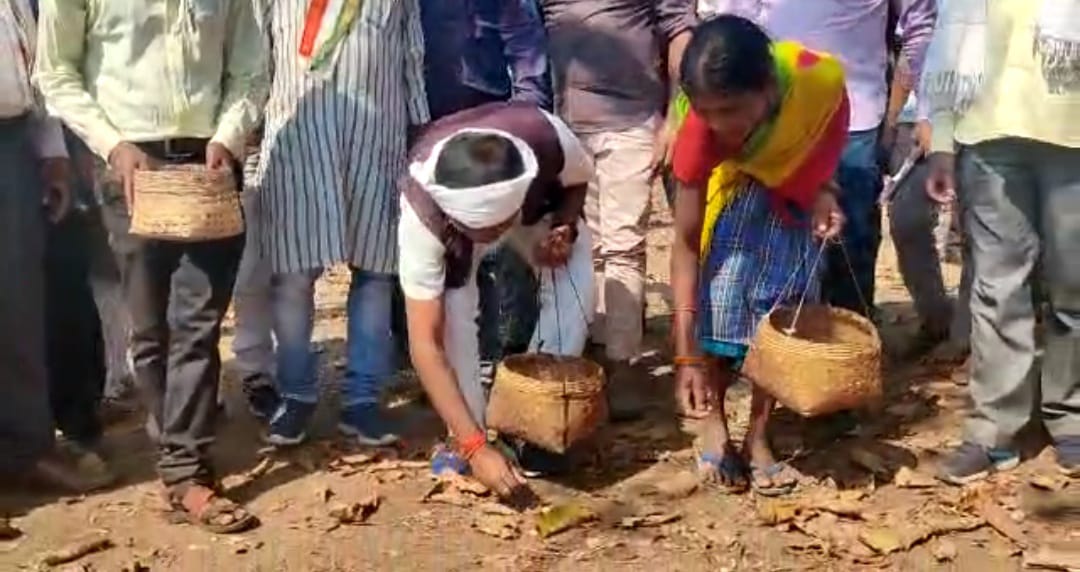 MP Deepak Badge arrives at the Madadi village in bastar