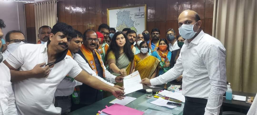 MP Saroj Pandey targeted Chhattisgarh government for opposing agriculture law in durg