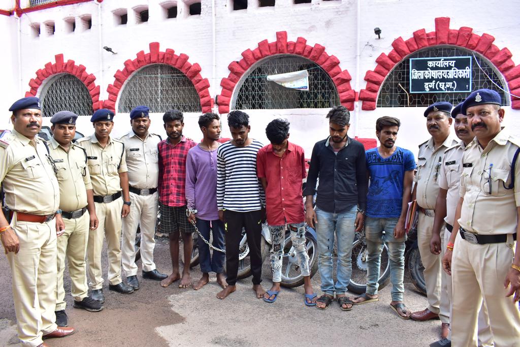 Durg police caught accused of vehicle thief