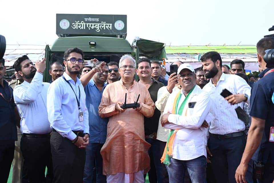 launches modern agricultural implements at Hareli tihar