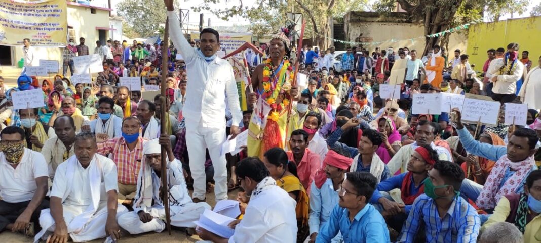 farmers-of-udanti-area-of-mainpur-demanded-increase-support-price-of-crop in gariaband