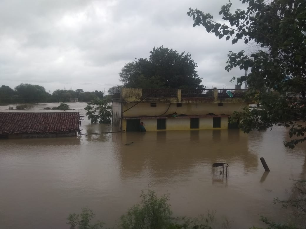 One person died due to floods during rescue operation in Janjgir-Champa