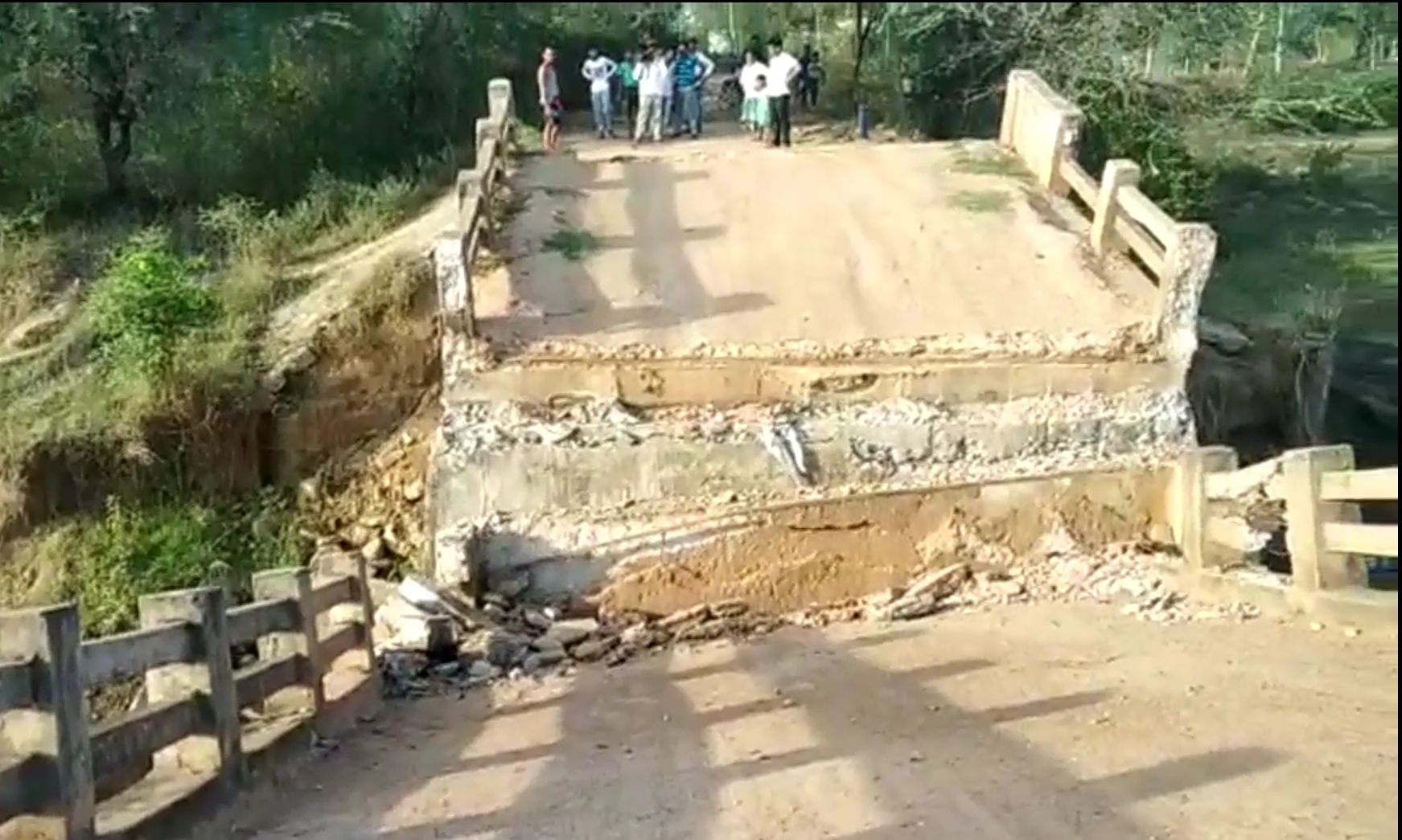 bridge collapsed in janjgir