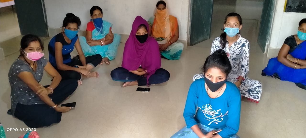 Hunger strike by women to go home at Jashpur Quarantine Center