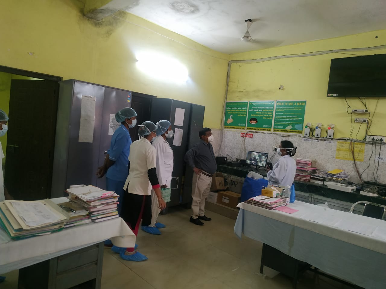 Collector Mahadev Kawre inspected Dedicated covid Hospital