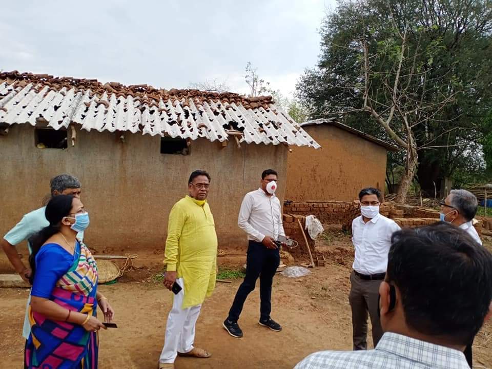 Collector inspected the damage caused by hail in jashpur